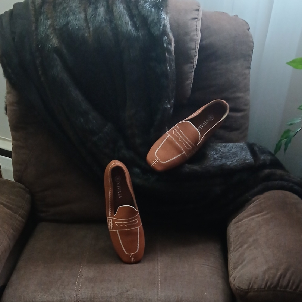 Elegant Brown Leather Slip-On Loafers